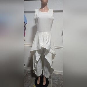 Elegant White Sleeveless Jumpsuit